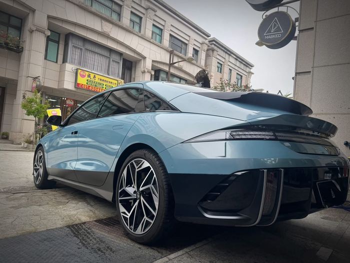 Hyundai Ioniq 6